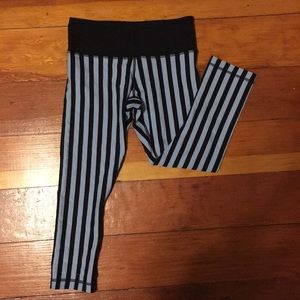 Striped lululemon crop leggings